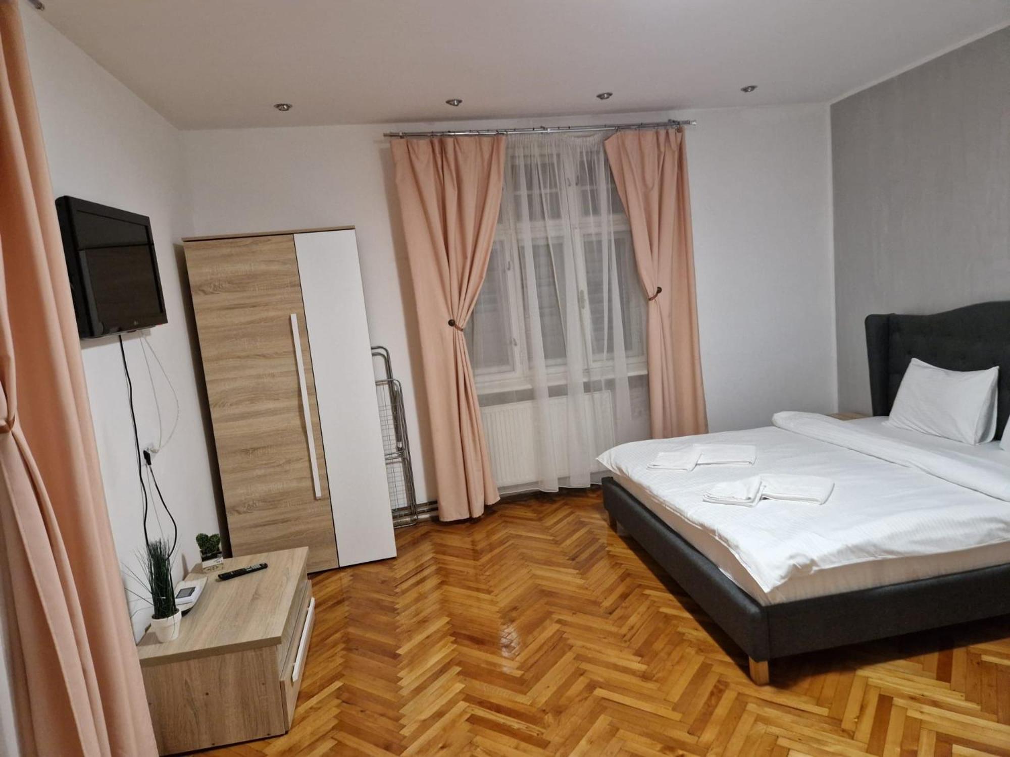 Crisan Residence - Vila Crisan ブラショフ エクステリア 写真
